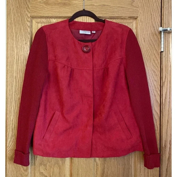 Studio Works Size 12 Red Faux Suede Jacket Knit Sleeves Magnet Closure - Picture 1 of 6